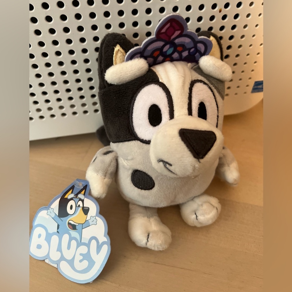 NWT Bluey Friends Princess Muffin Plush